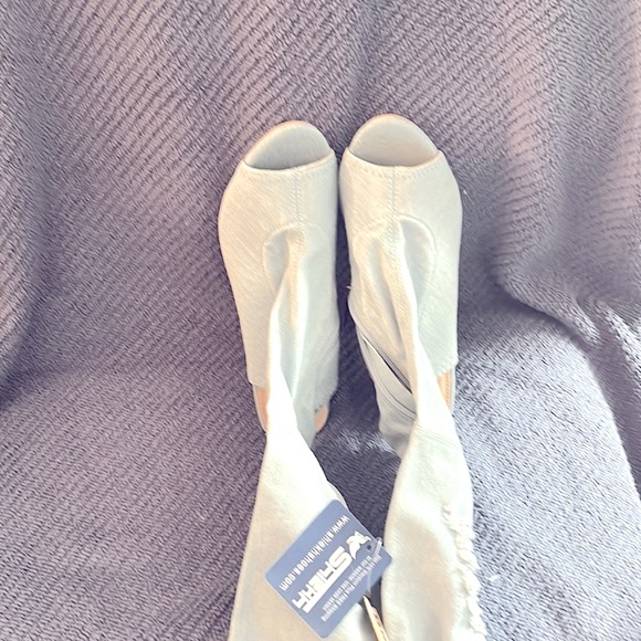 Sheikh - Picture 4 of 5